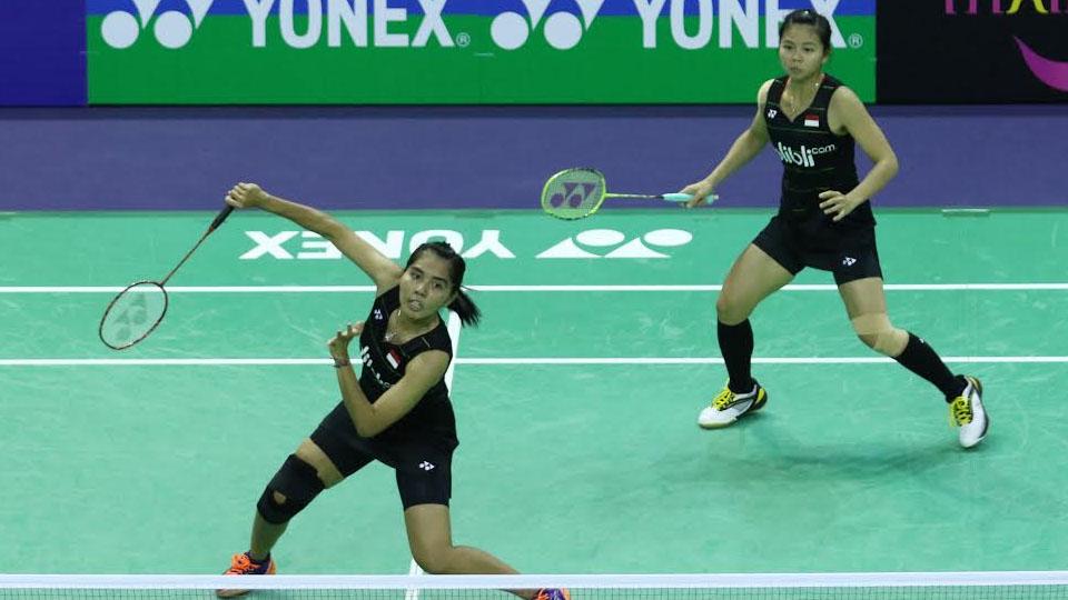 Pasangan ganda putri Indonesia Greysia Polii/Nitya Krishinda Maheswari gagal melaju ke semifinal French Open 2016. - INDOSPORT